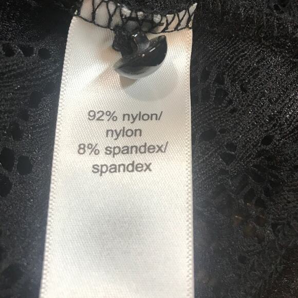 Maurices Vintage Black Scoop Neck Sleeveless Lace Top M - Picture 4 of 5